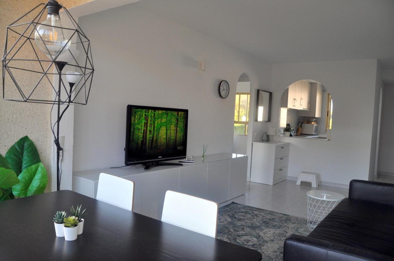 Apartamento Con Piscina Y Parking El Campello Exterior photo